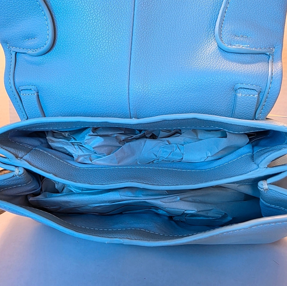 BIG SALE!! Elegant Blue Pebbled Leather Origami Style Satchel - Picture 6 of 8